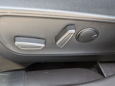 Certified 2023 Ford Escape ST-Line Select w/ Tech Pack #1 image 22