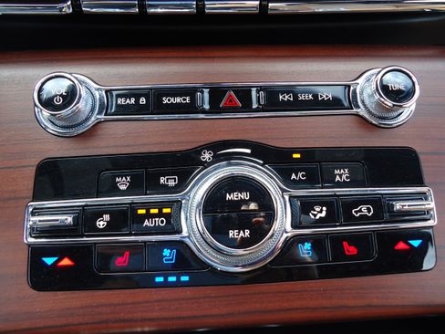 Used 2023 Lincoln Aviator Grand Touring w/ Equipment Group 301A AWD/4WD image 20
