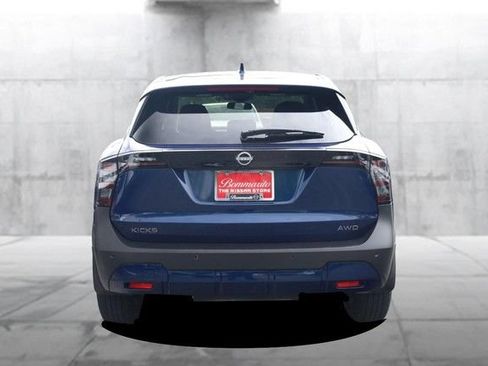 Certified 2025 Nissan Kicks SV AWD/4WD image 6