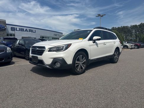 Used 2019 Subaru Outback 3.6R Limited image 1
