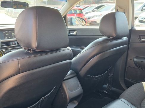 Used 2018 Kia Optima S FWD image 23