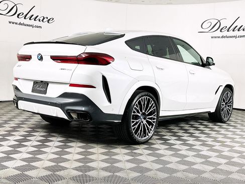 Used 2024 BMW X6 xDrive40i w/ Premium Package image 6
