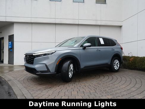 Used 2025 Honda CR-V LX image 17