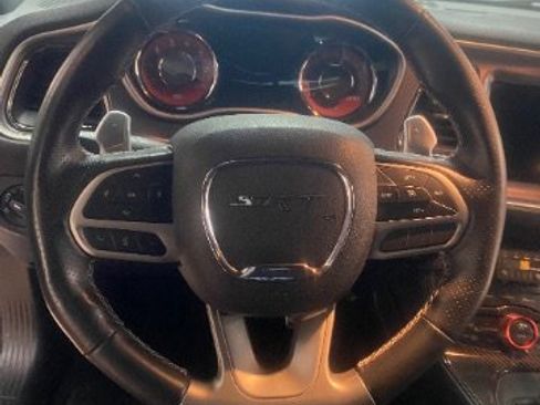 Used 2021 Dodge Challenger SRT Hellcat image 24