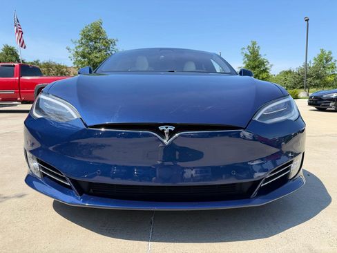 Used 2020 Tesla Model S Long Range AWD/4WD image 2