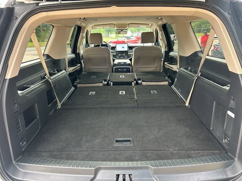 Used 2023 Ford Expedition Max XLT AWD/4WD image 29