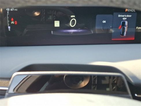 Used 2024 Lincoln Nautilus Reserve w/ Jet Appearance Package (87T) image 16