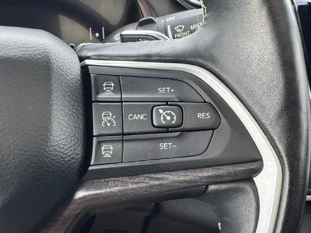 Used 2021 Jeep Grand Cherokee L Limited AWD/4WD image 27