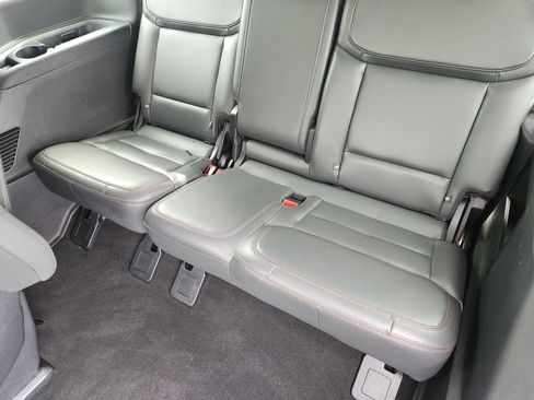 Certified 2025 Ford Expedition Active AWD/4WD image 33