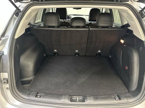 Used 2019 Jeep Compass Latitude w/ Cold Weather Group image 24