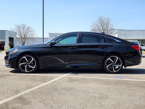 Used 2020 Honda Accord Sport image 2