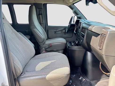 Used 2019 Chevrolet Express 3500 LT w/ LT Preferred Equipment Group RWD image 26