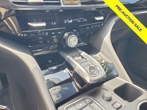 Certified 2024 Acura MDX SH-AWD w/ Technology Package image 33