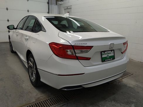 Used 2019 Honda Accord EX image 5