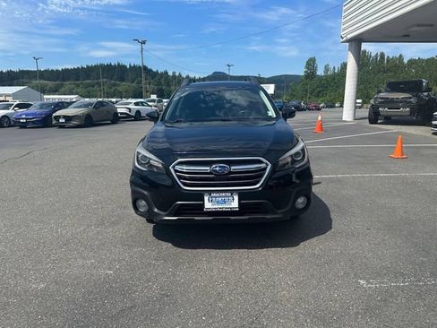 Used 2018 Subaru Outback 3.6R Limited AWD/4WD image 7
