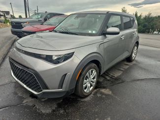 Used 2025 Kia Soul LX FWD video 3
