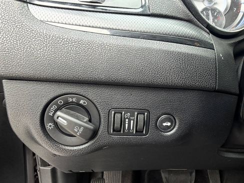 Used 2014 Chrysler 300 S AWD/4WD image 25