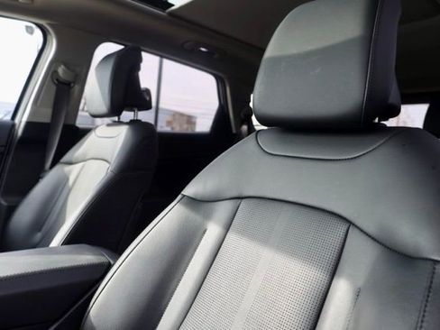 Certified 2026 Kia Sportage EX w/ EX Panorama Roof Package image 17