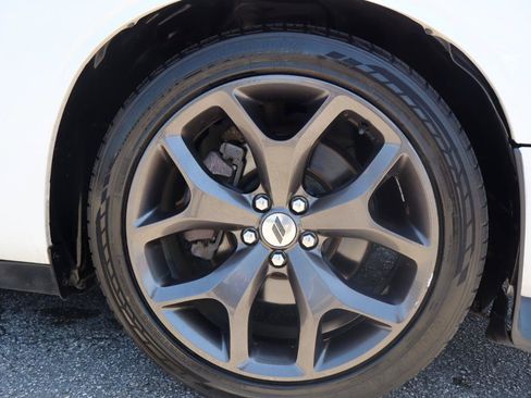 Used 2019 Dodge Challenger GT RWD image 30