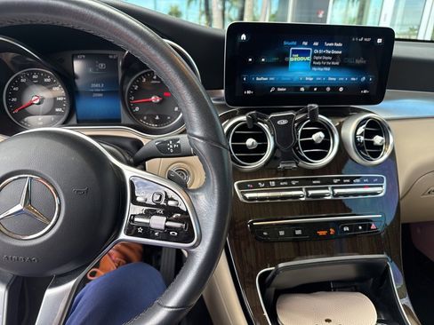 Used 2022 Mercedes-Benz GLC 300 GLC 300 image 4