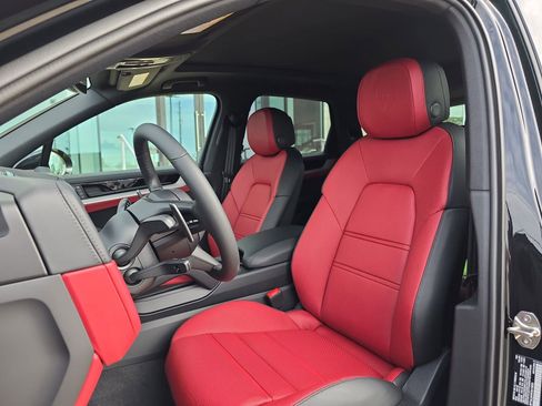 New 2026 Porsche Cayenne S image 5