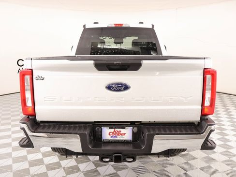 Used 2024 Ford F250 XLT w/ FX4 Off-Road Package image 20