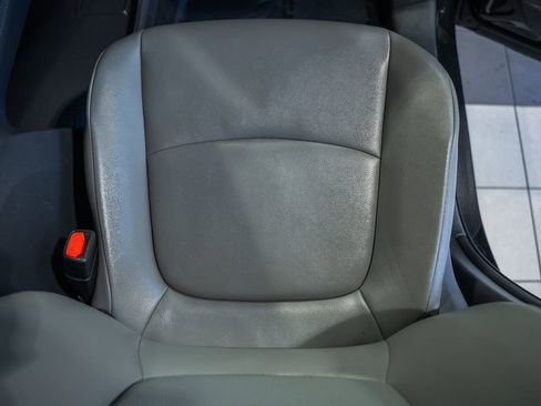Used 2021 Toyota Sienna XLE w/ XLE Plus Package FWD image 31