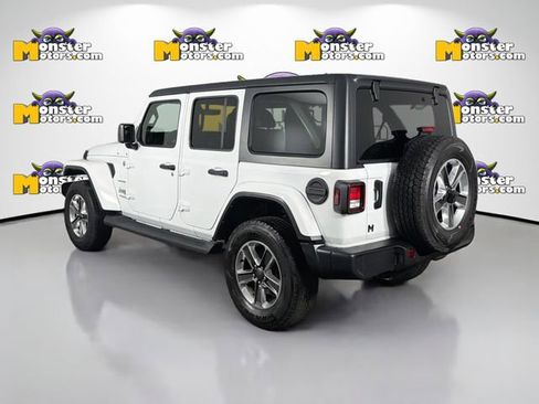 Used 2021 Jeep Wrangler Unlimited Sahara w/ Uconnect 4C Nav & Sound Group image 7