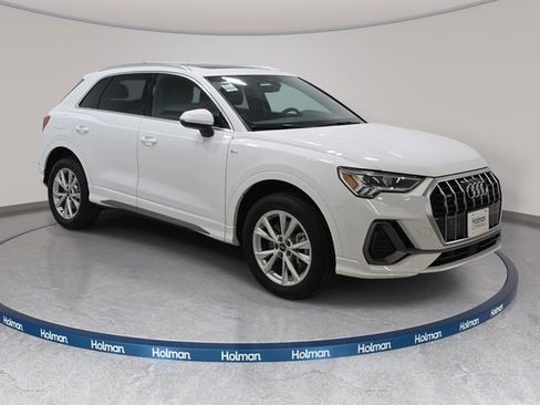 Used 2025 Audi Q3 2.0T Premium AWD/4WD image 4