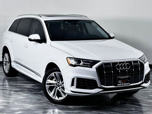 Used 2023 Audi Q7 3.0T Premium Plus w/ Premium Plus Package AWD/4WD image 3
