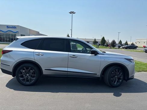 Used 2023 Acura MDX A-Spec AWD/4WD image 2