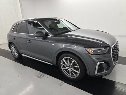 Used 2022 Audi Q5 e Premium Plus w/ Premium Plus Package
