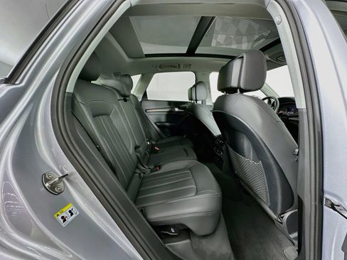 Used 2023 Audi Q5 2.0T Premium w/ Convenience Package AWD/4WD image 28