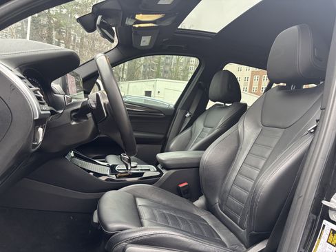 Used 2024 BMW X3 M40i w/ Premium Package image 18
