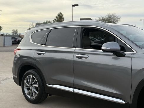 Used 2019 Hyundai Santa Fe AWD image 5