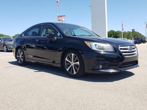Used 2015 Subaru Legacy 3.6R Limited AWD/4WD image 3