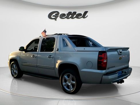 Used 2013 Chevrolet Avalanche LT w/ All-Star Edition image 3