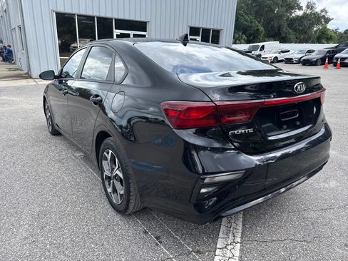 Used 2021 Kia Forte LXS FWD image 11