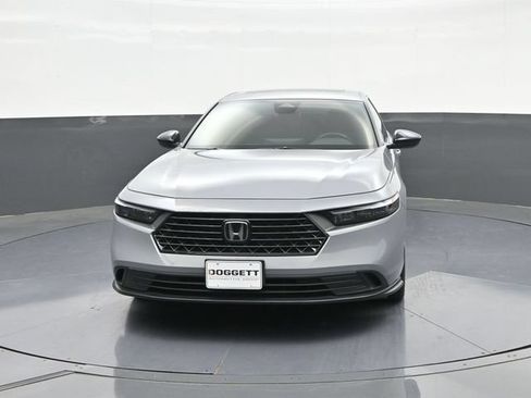 Used 2024 Honda Accord Sport image 26
