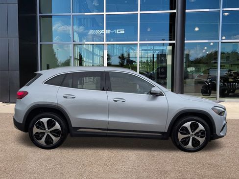 Used 2025 Mercedes-Benz GLA 250 GLA 250 image 4