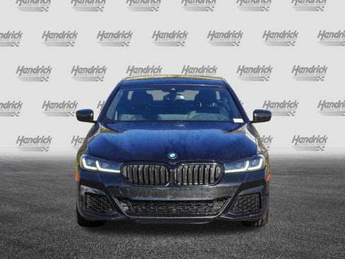 Certified 2023 BMW 530i xDrive w/ M Sport Package image 3