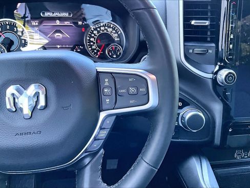 Used 2025 RAM 1500 Big Horn AWD/4WD image 25