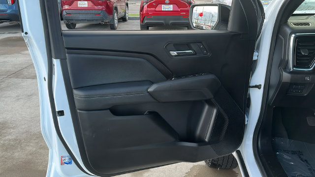 Used 2025 GMC Canyon Elevation RWD image 5