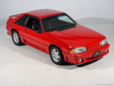 Used 1991 Ford Mustang GT RWD image 7