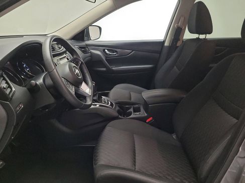 Used 2019 Nissan Rogue SV FWD image 17