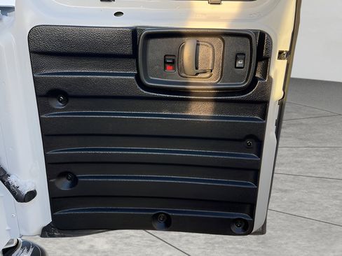 Used 2023 Chevrolet Express 2500 RWD 2500 135 w/ Driver Convenience Package image 24