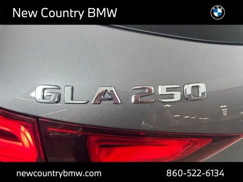Used 2021 Mercedes-Benz GLA 250 4MATIC image 10