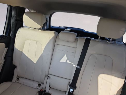 Used 2022 Mercedes-Benz GLB 250 4MATIC image 13