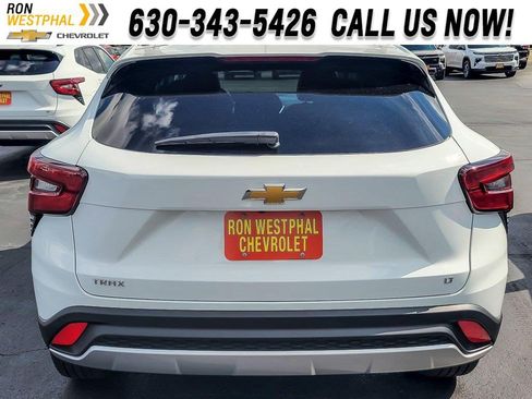New 2026 Chevrolet Trax LT image 4