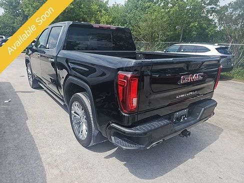 Used 2023 GMC Sierra 1500 Denali w/ Technology Package AWD/4WD image 3